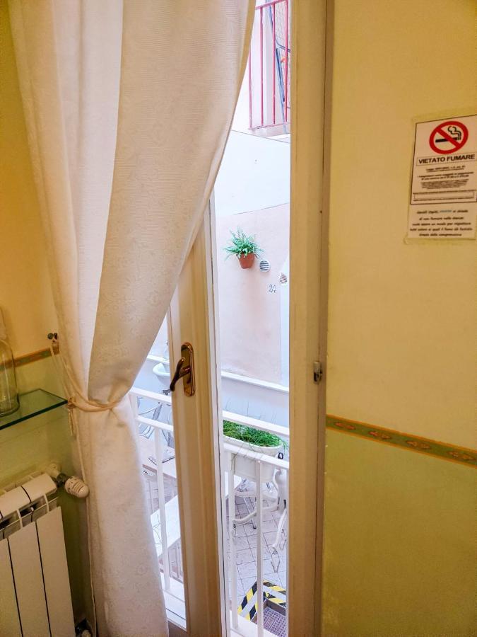 Nari Bed&Breakfast Gaeta Eksteriør billede